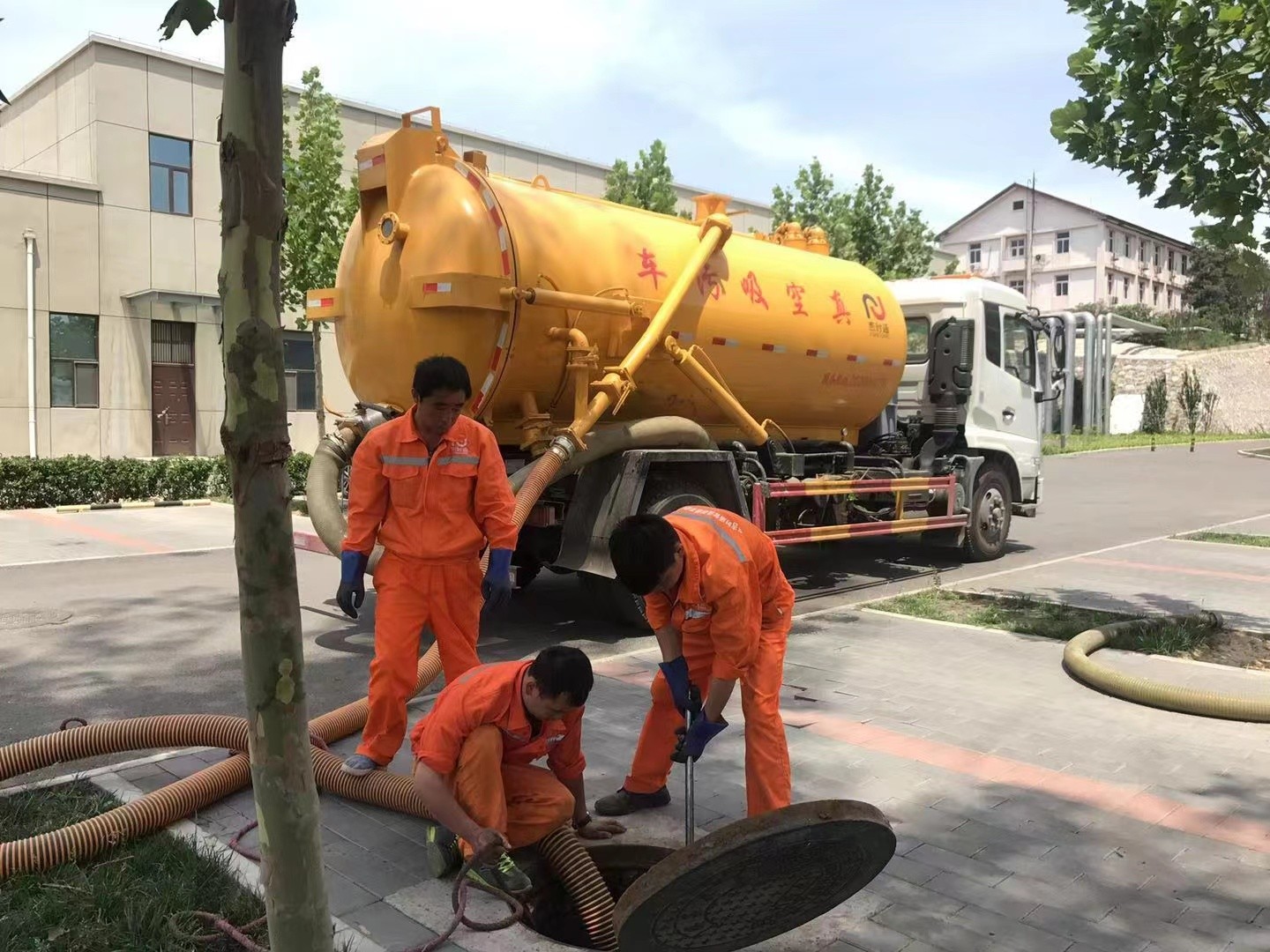 五原化粪池清理与5-8吨吸粪车施工效率分析